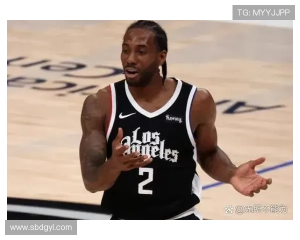 56号秀理查德防守端抢断策动快攻助攻小佩顿完成精彩空接得分